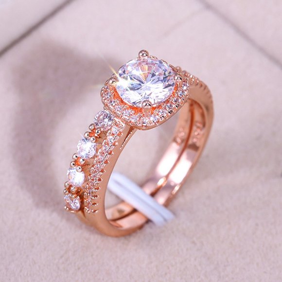 *NEW 18K Rose Gold Diamond Halo 2PC Ring Set - Picture 5 of 7